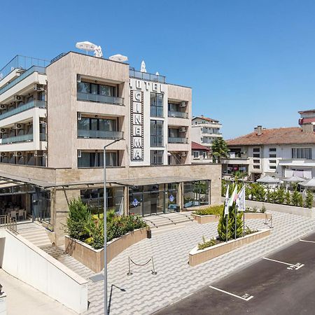 Cinema Hotel Primorsko Exterior photo